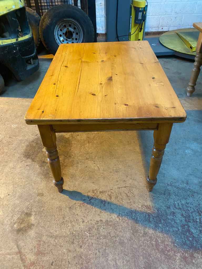 A VICTORIAN PLANK TOP PITCH PINE 4 SEATER DINING TABLE WITH CUTLERY DRAWER ,LOCAL DELIVERY
