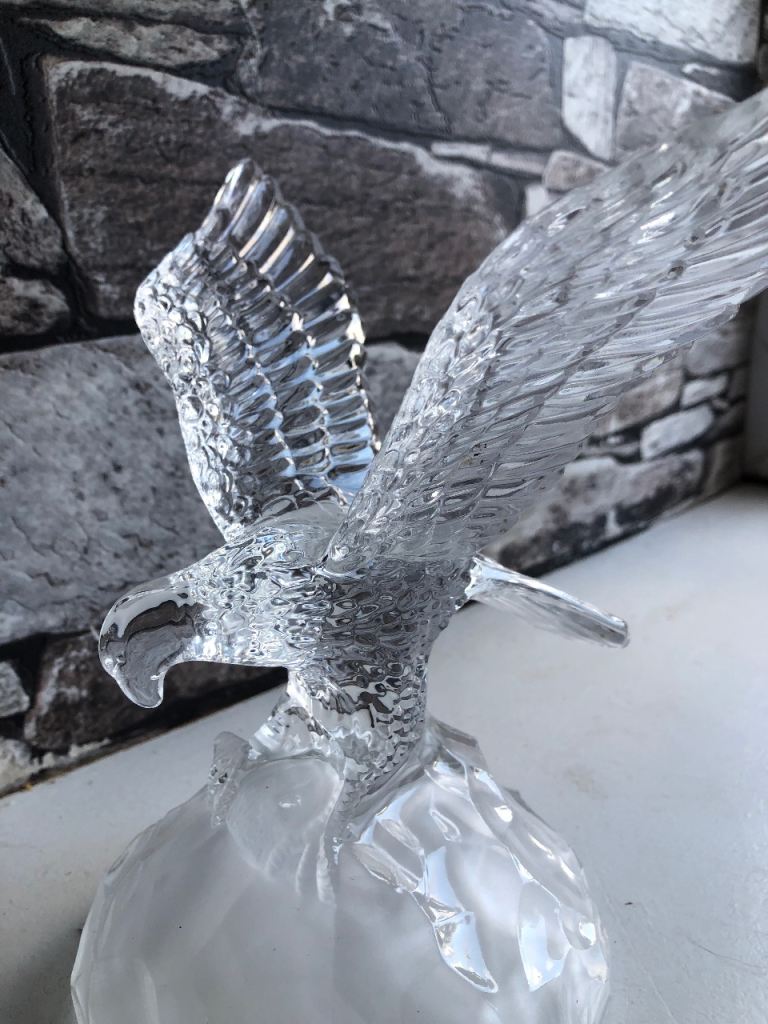 Stunning Glass Eagle Figurine