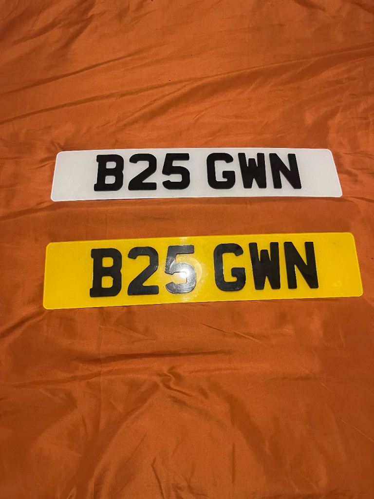 Car reg B25 GWN on retention