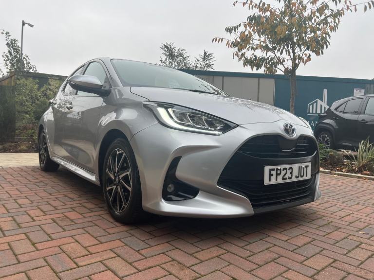 2023 Toyota Yaris 1.5 VVT-h Design E-CVT Euro 6 (s/s) 5dr HATCHBACK Petrol/Elect