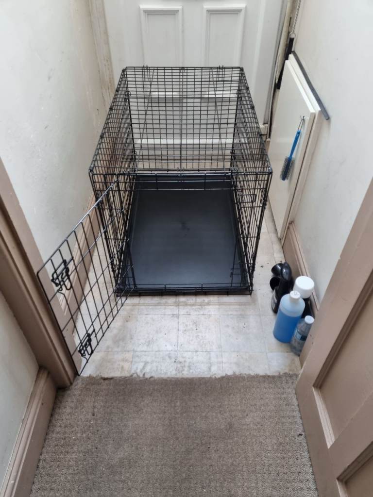 Dog cage medium 