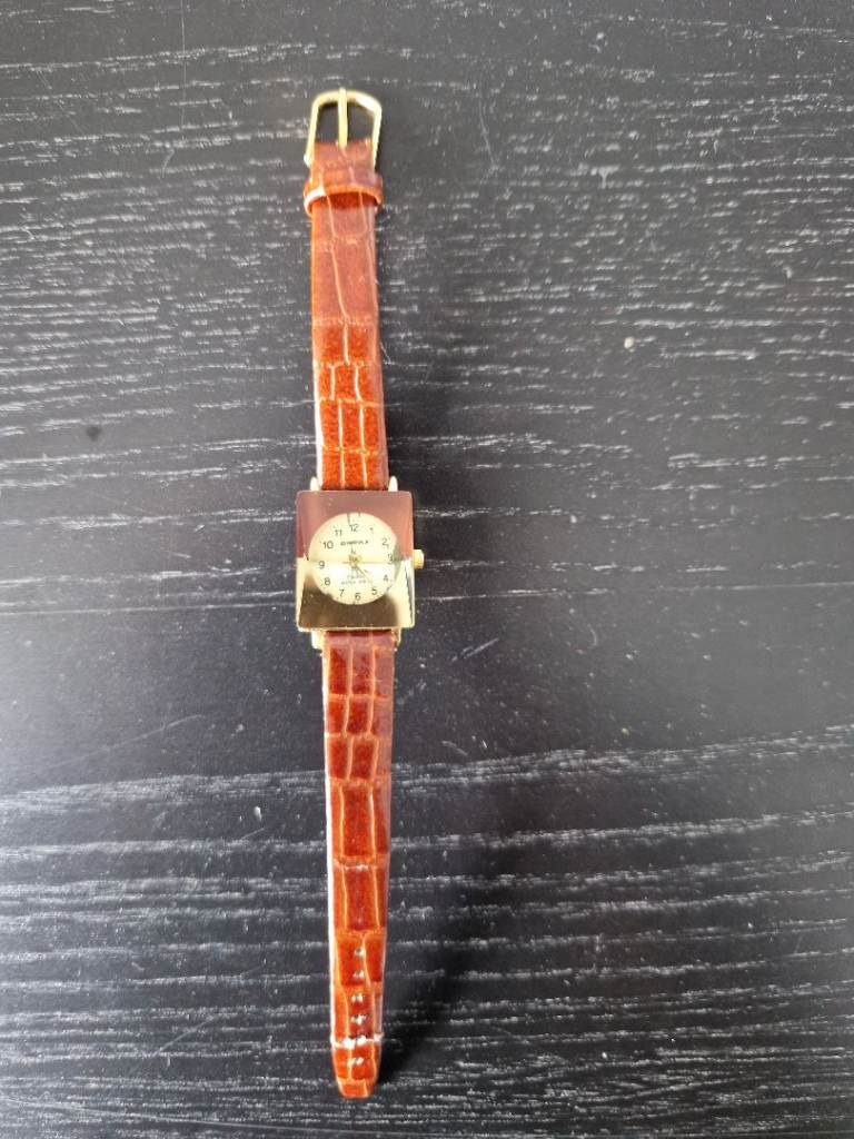 Vintage Style 18k Gold plated Tone Square Face Watch with Brown Leather Strap