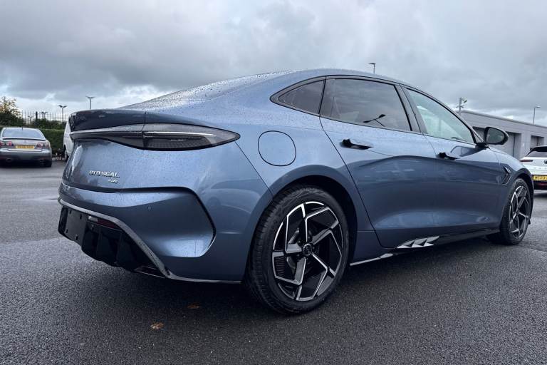 2025 BYD Seal 82.5kWh Excellence Auto AWD 4dr Saloon Automatic