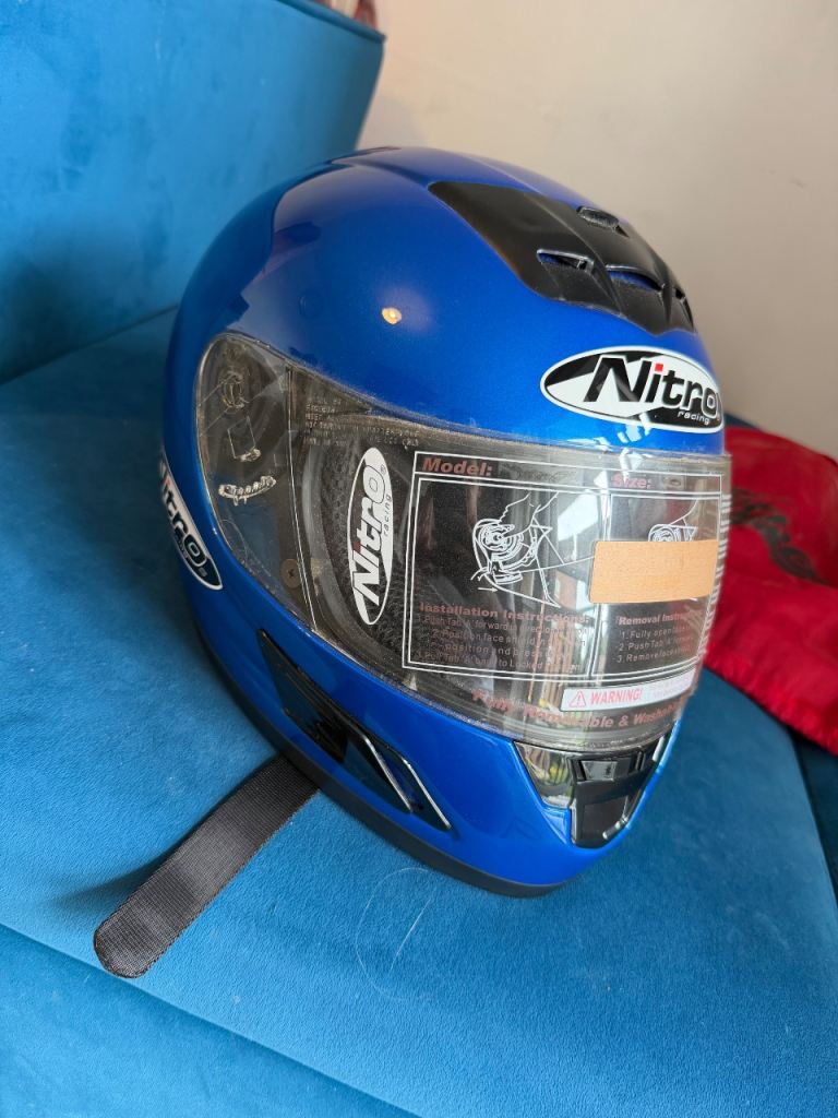 Nitro Racing Full Face Motorcycle Helmet – Large (L) – ECE 22.05 Approved