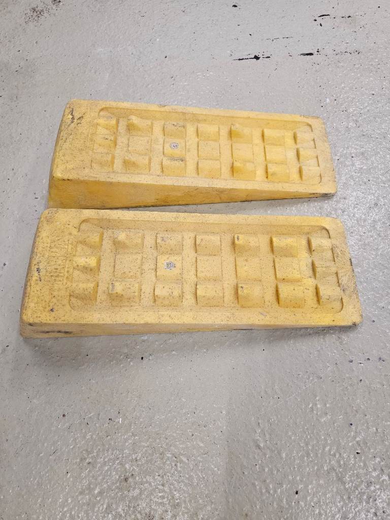 Small Fiamma Levelling Ramps 