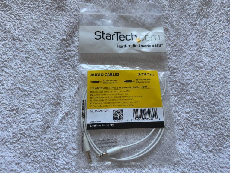 Audio Cable (1m white slim 3.5 stereo audio cable - M/M)