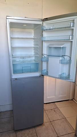 Beko A+ Class Silver fridge freezer, good working order - Frost