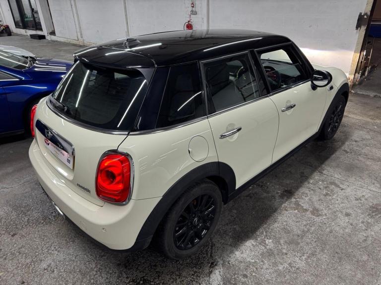 2015 MINI Hatch 1.5 Cooper 5dr HATCHBACK PETROL Manual