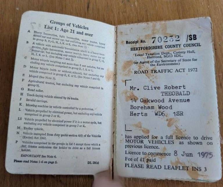 Vintage Driving Licence 1970's - Clive Robert Theobald : Borehamwood, Herts