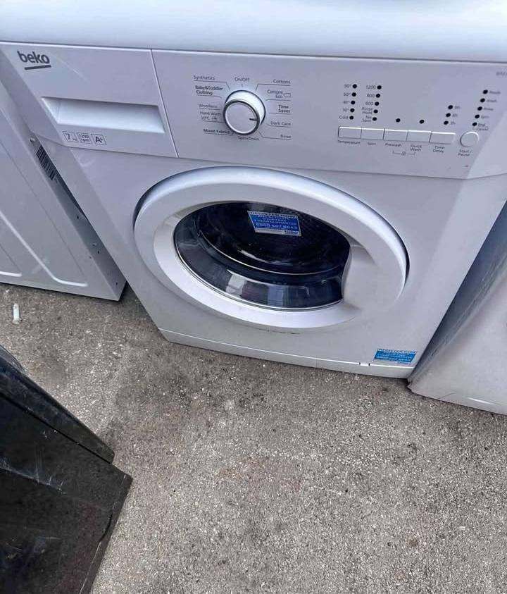 7Kg Washing Machine – 1200 Spin – Excellent Condition – £110