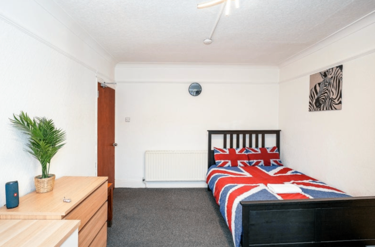 Big Cosy Double Room. Sudbury Hill/Harrow