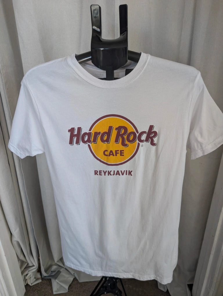 Hard Rock Cafe T-Shirt White Medium M Reykjavik Iceland Logo Graphic Cotton Top