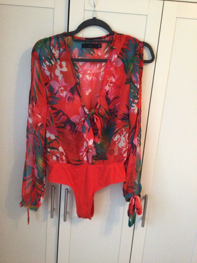 Zara Red Floral Bodysuit Top – Size 10, excellent Condition