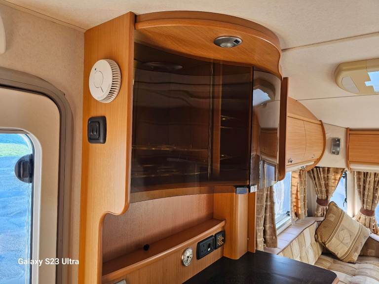 Avondale avocet excellent condition 