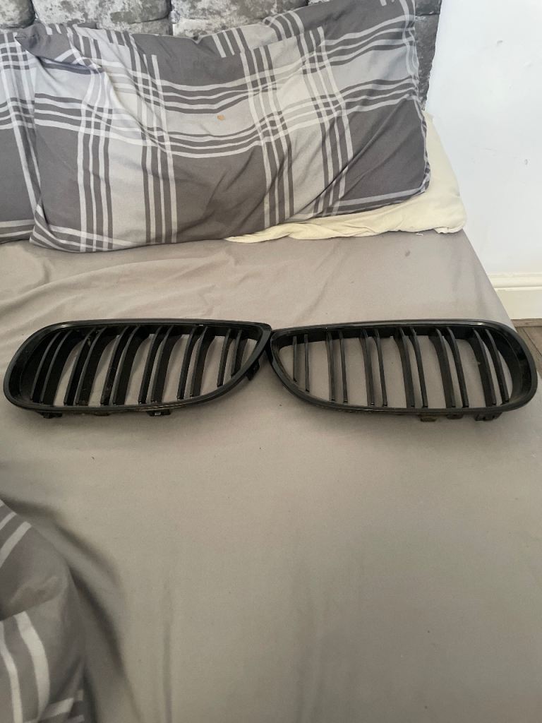 E92 black front grills 