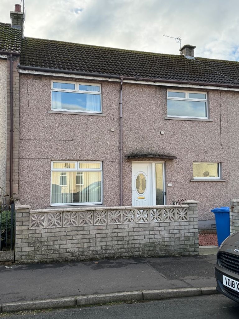 3 bed mid terrace 