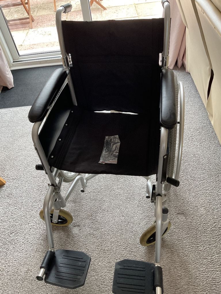 Drive devilbiss lightweight aluminium self propel wheelchair.