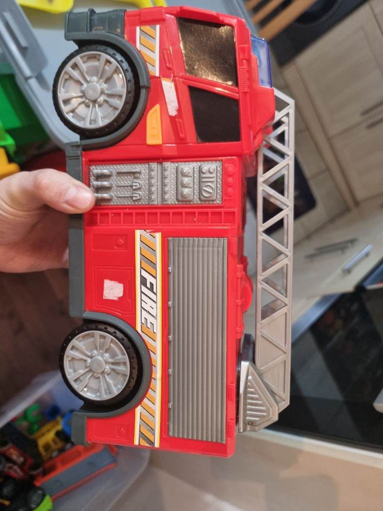 Fire truck 