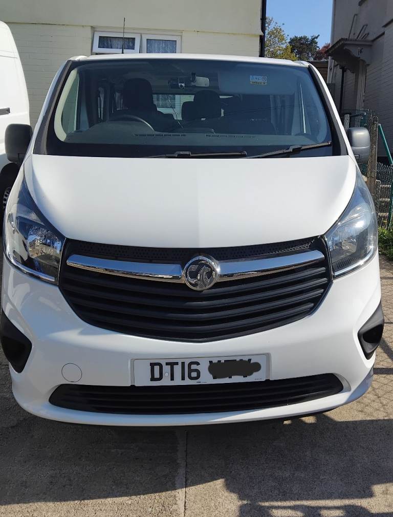 Vauxhall, VIVARO, MPV, 2016, Manual, 1598 (cc), 5 doors
