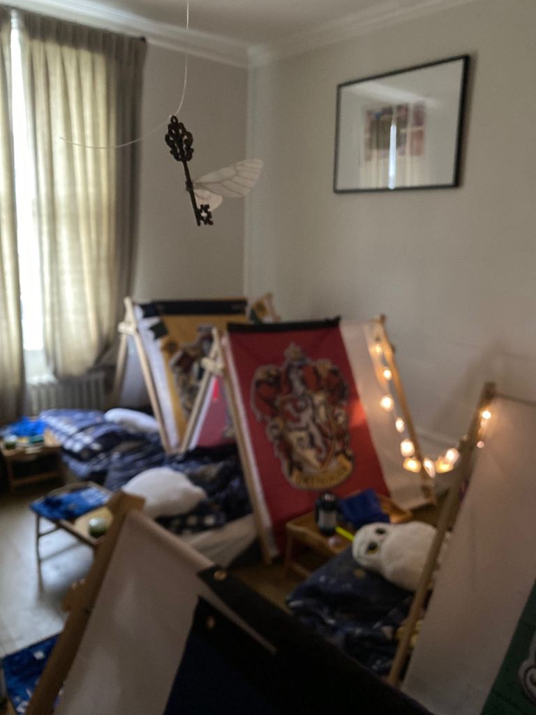 Ginger Ray party tents x4 plus Harry Potter decor