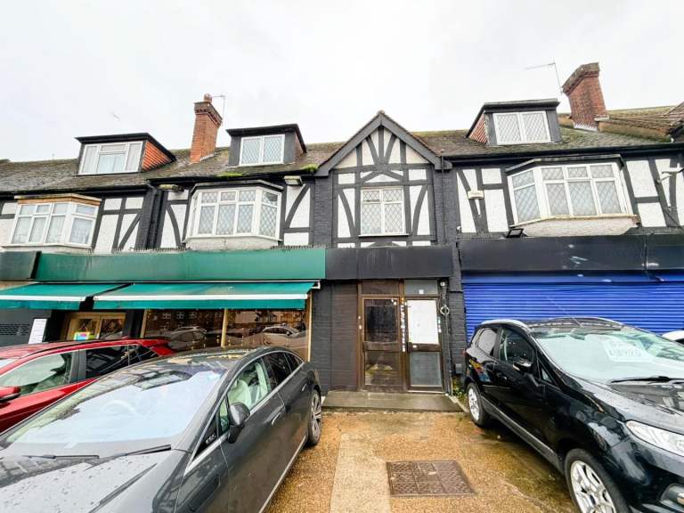 Spacious 2 Bed Flat – NW9 – Near Wembley Park Station – Great Location – Available Now