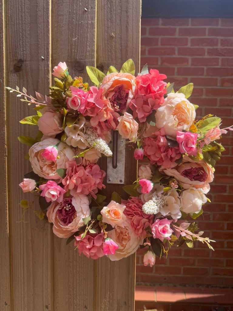 Beautiful Pink & Cream Floral Wreath – As Good As New