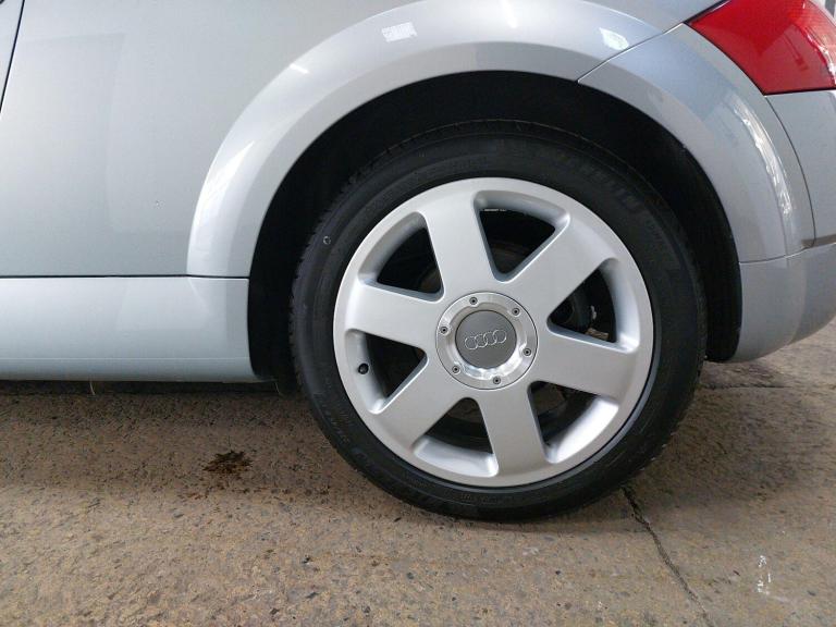 2001 Audi TT 1.8T Roadster quattro 2dr Convertible Petrol Manual