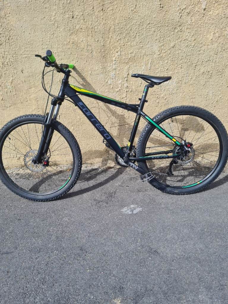 Carrera vulcan mountain bike 