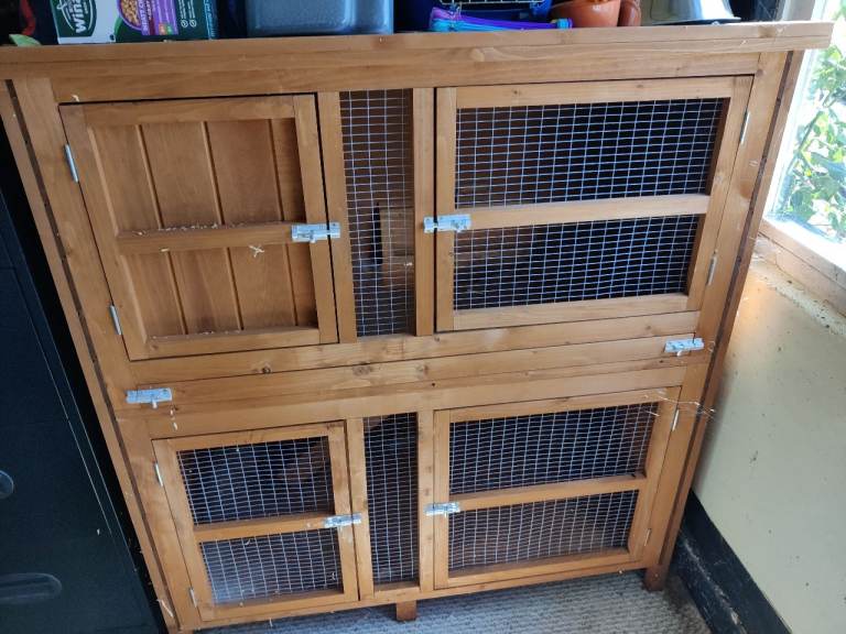 Rabbit cage