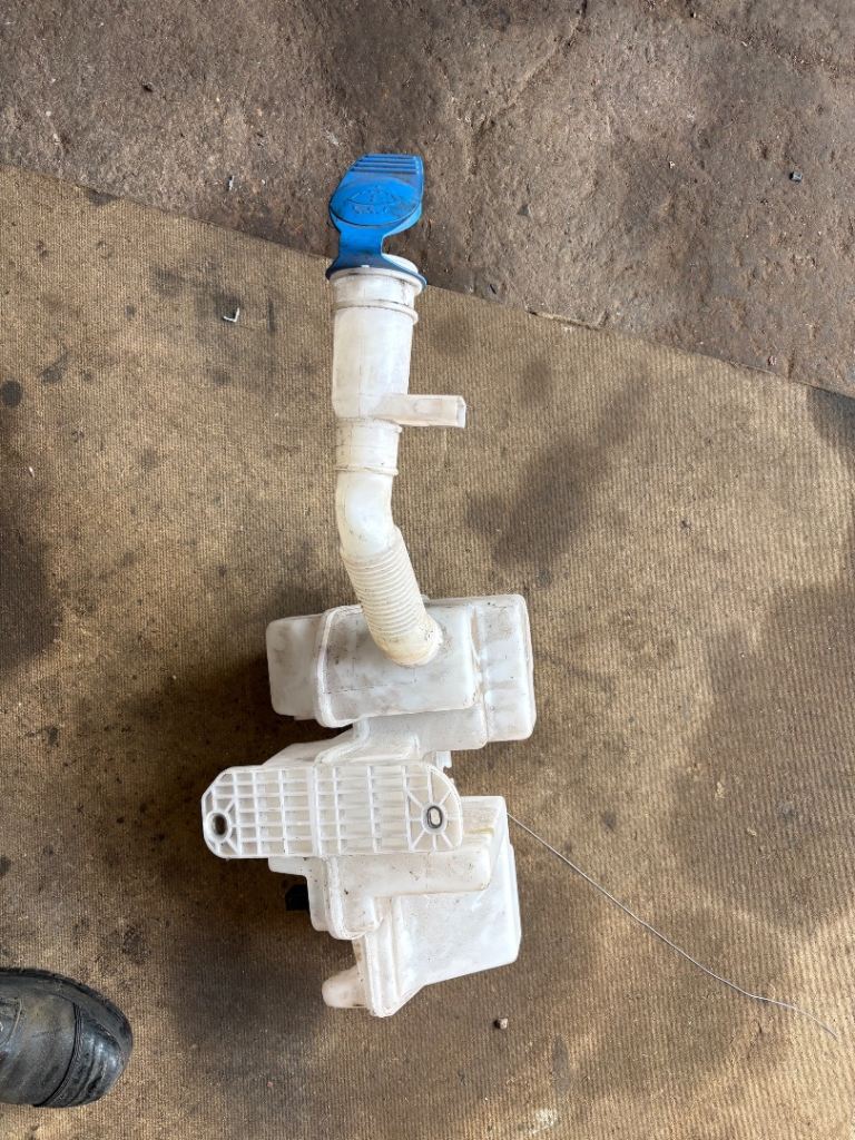 Audi Q3 water bottle 