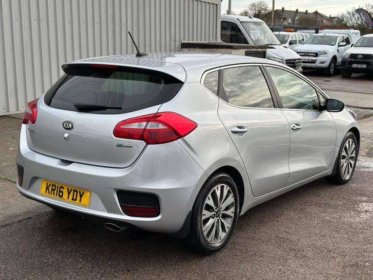 2016 Kia Ceed 1.6 CRDi ISG 3 5dr HATCHBACK DIESEL Manual