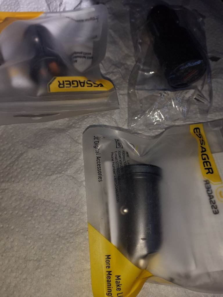 12v plug in car mobile fast chargers PD USB C