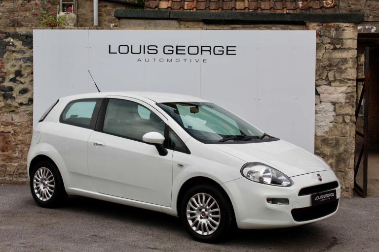 2014 Fiat Punto 1.2 Pop Hatchback 3dr Petrol Euro 6 (69 bhp) Hatchback Petrol Manual