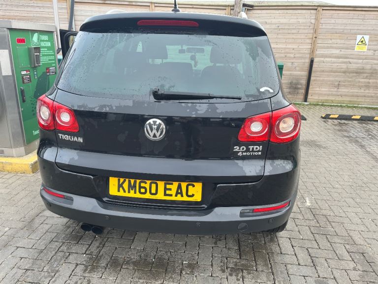 Volkswagen, TIGUAN, Estate, 2010, Manual, 1968 (cc), 5 doors