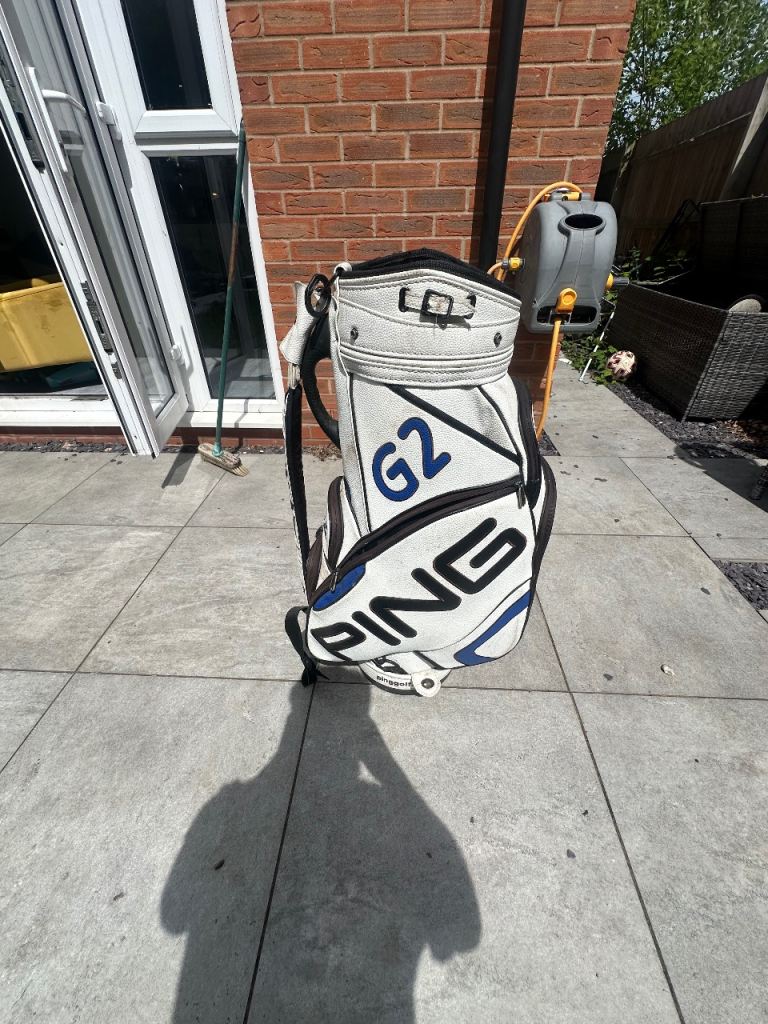 Ping G2 Golf Stand Bag – White, Fair Condition