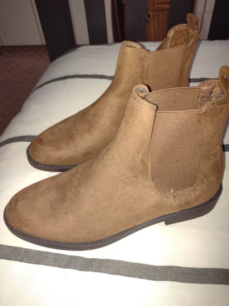 Ladies boots 