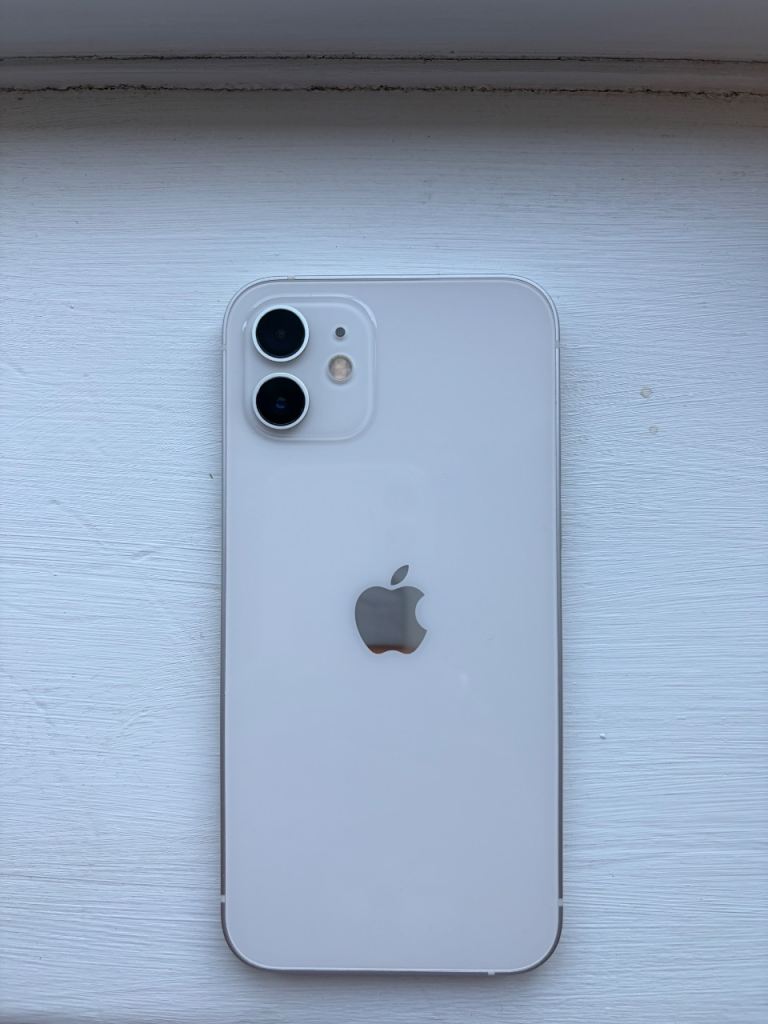 Good condition IPhone 12 128GB Off-White colour