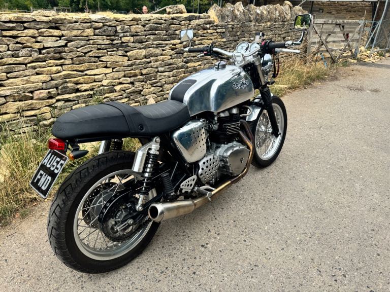 Triumph, THRUXTON, 2005, 865 (cc)