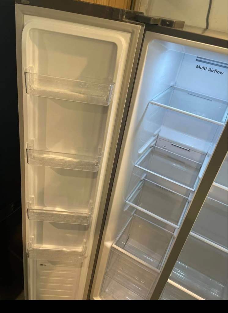 Hotpoint American Style Fridge Freezer – Silver, Good Condition