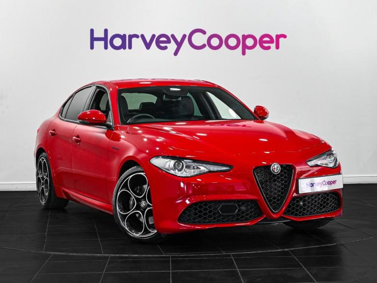 2021 Alfa Romeo Giulia 2.0 TB 280 Veloce [Performance brake] 4dr Auto Saloon Petrol Automatic