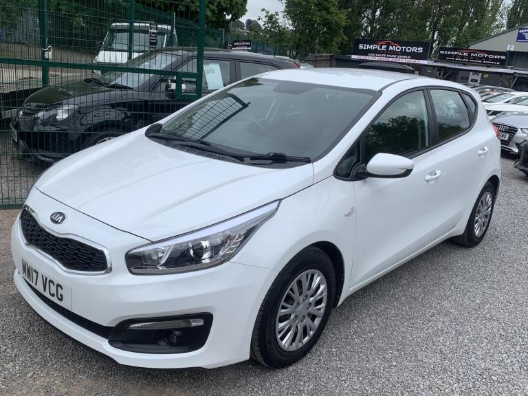 2017 Kia Ceed 1.6 CRDi 1 Hatchback 5dr Diesel Manual Euro 6 (s/s) (134 bhp) Hatchback Diesel Manual