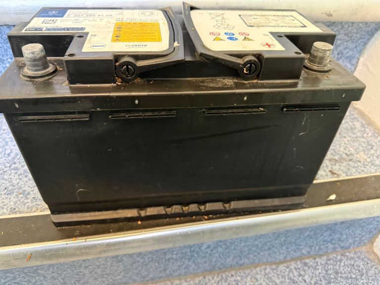 MERCEDES BATTERY 12V 80Ah 800A