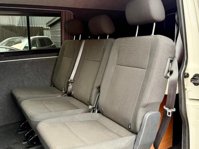 2014 VW Transporter Trendline Crew Van 5 Seat LWB *Day Van - Victron Solar -Bed*