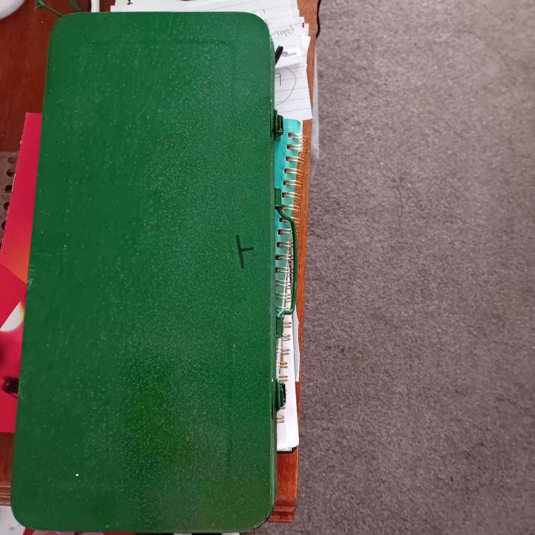 TOOL BOX TIN GREEN £3 POST OR COLLECT CF39 8DG