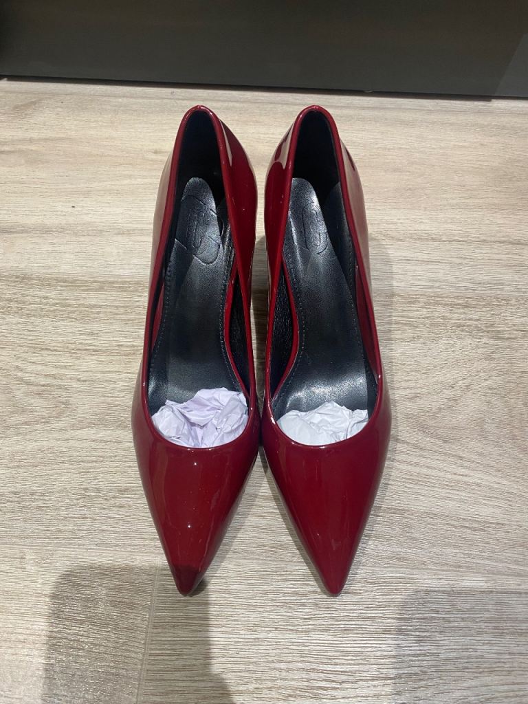 Burgundy Kitten Heel Shoes – As Good As New