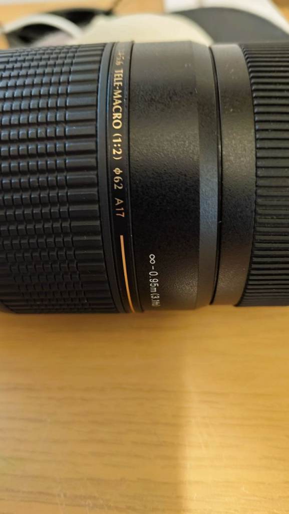 Tamron 70mm - 300mm Zoom - as new condition.
