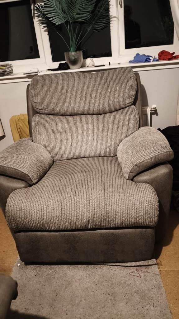 Free* Electric reclining 2+1 seater sofa, chair couch