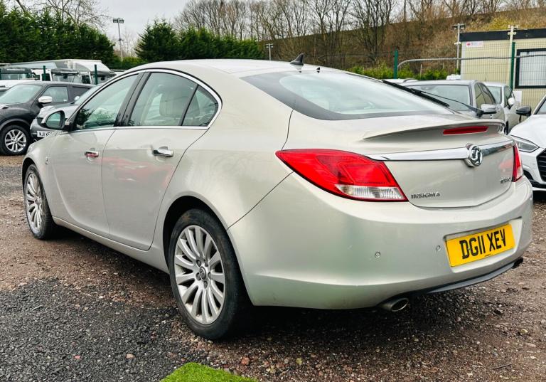 2011 Vauxhall Insignia 2.0T 16V Elite Nav 5dr HATCHBACK Petrol Manual