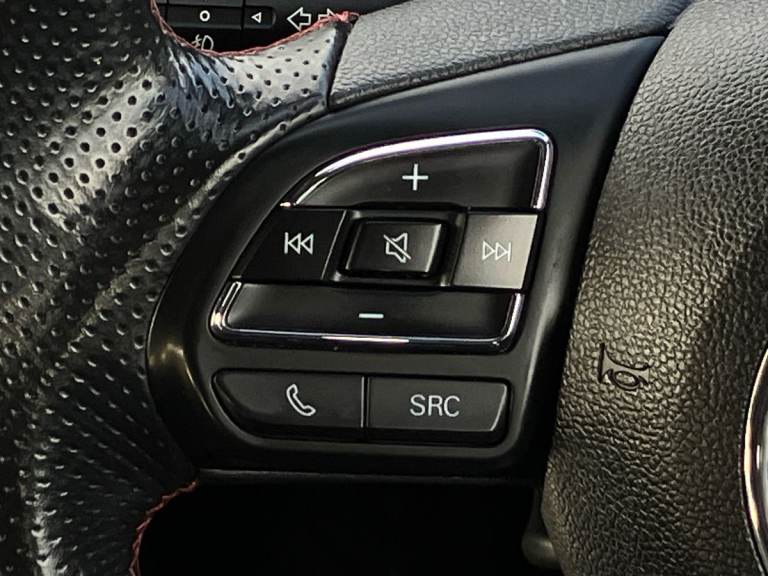 2022 MG MG HS 1.5 T-GDI Excite 5dr Hatchback PETROL Manual