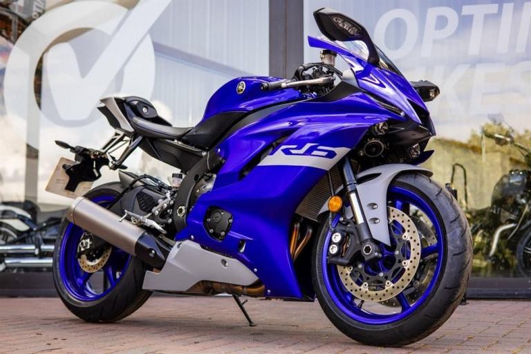 Yamaha R6 1 OWNER ! RARE ! LOW MILES